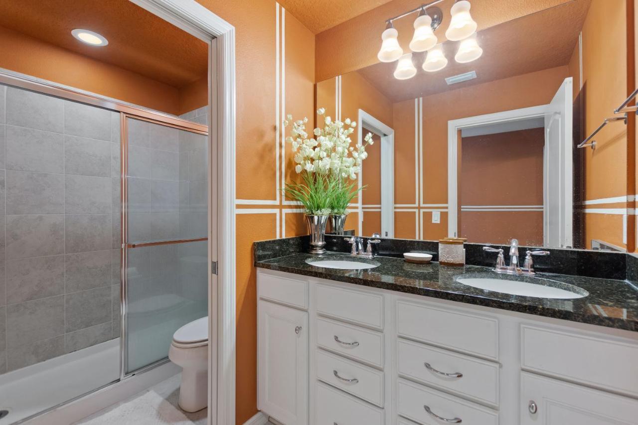 Stylish Cozy Family Getaway With Private Pool And Lake View Kissimmee Eksteriør billede